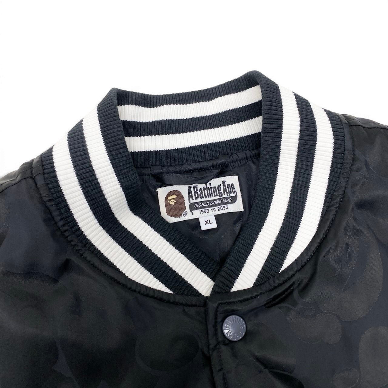 89g20 A Bathing Ape アベイシングエイプ Tonal Solid Camo Padded Varsity Jacket スタジャン カモフラ柄 001HJJ8010541 サイズXL ブラック メンズt18r