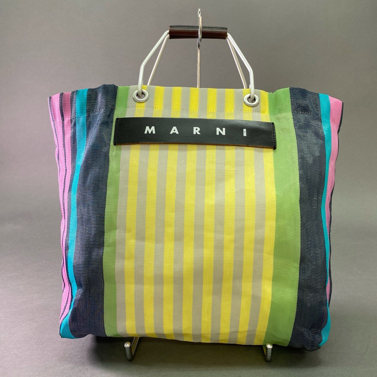 Bj28 MARNI マルニ フラワーカフェ ストライプ メッシュトートバッグ マルチカラー MARKET STRIPE マーケット ストライプ