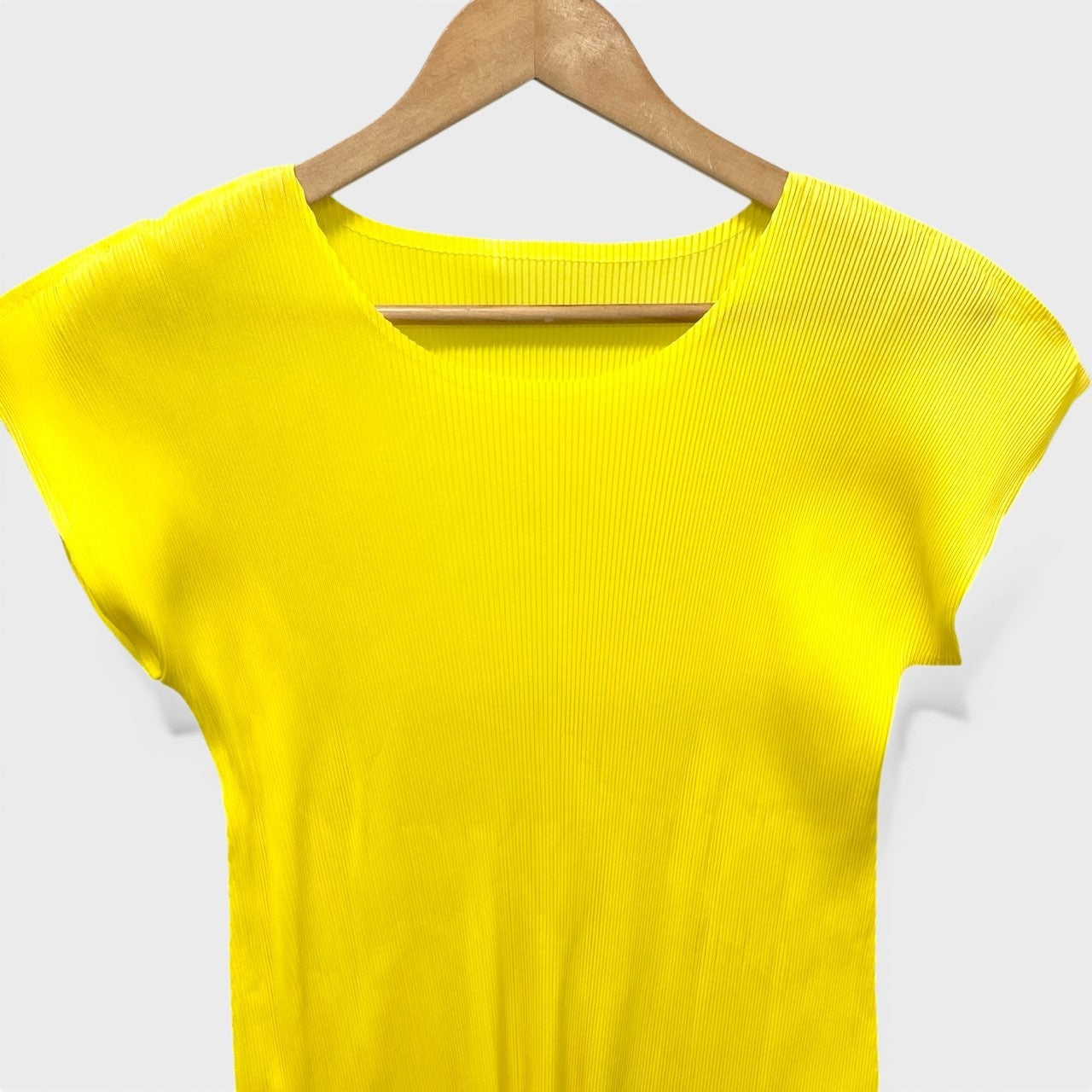 14b13 PLEATS PLEASE プリーツプリーズ プリーツチュニックワンピース 半袖チュニック PP81FK332 3サイズ イエロー ポリエステル100％ レディース 女性用u02t