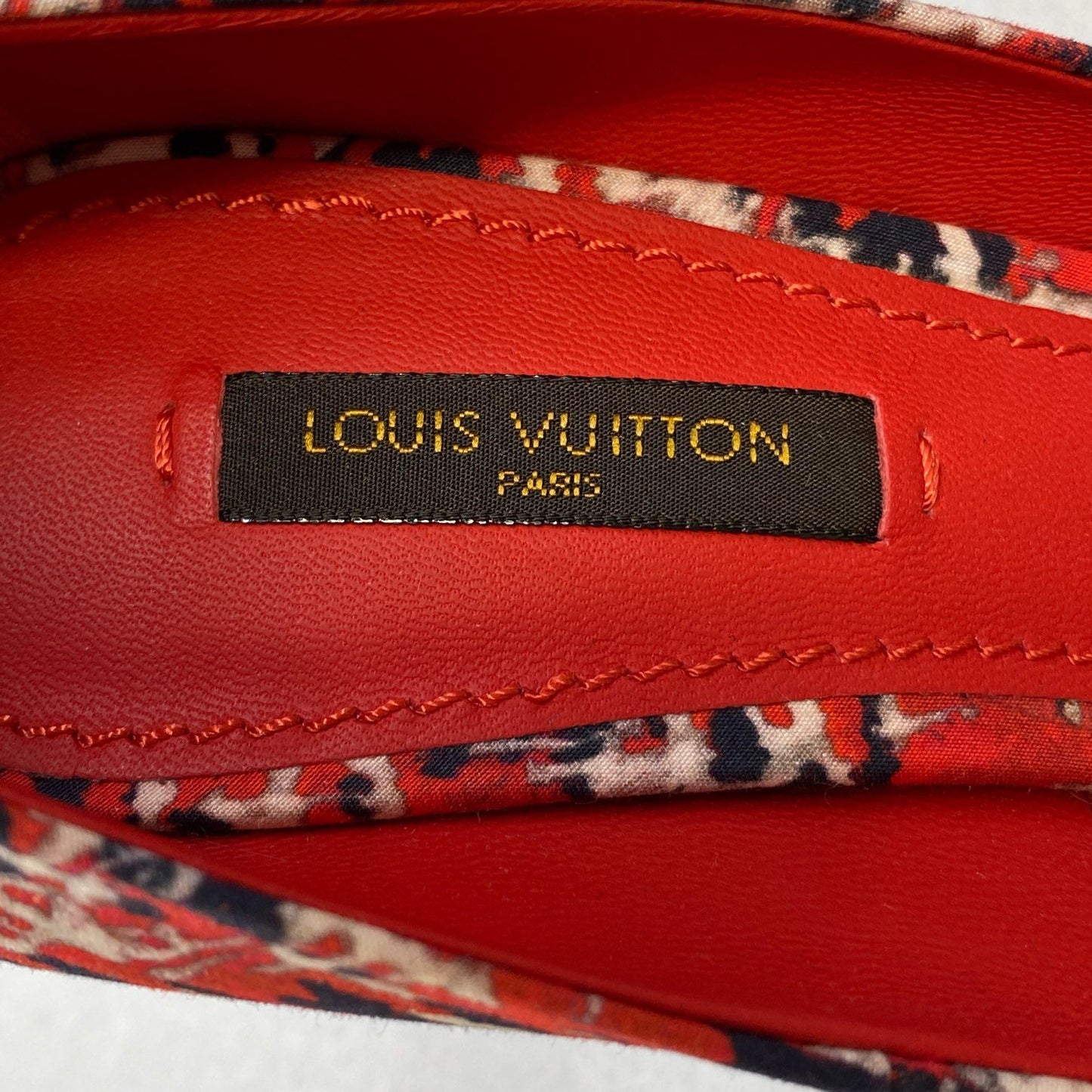 3i30 《美品》 LOUIS VUITTON ルイヴィトン ハイヒールパンプス ポインテッドトゥ 総柄 SC0194 36サイズ レッド マルチカラー レディースt18r