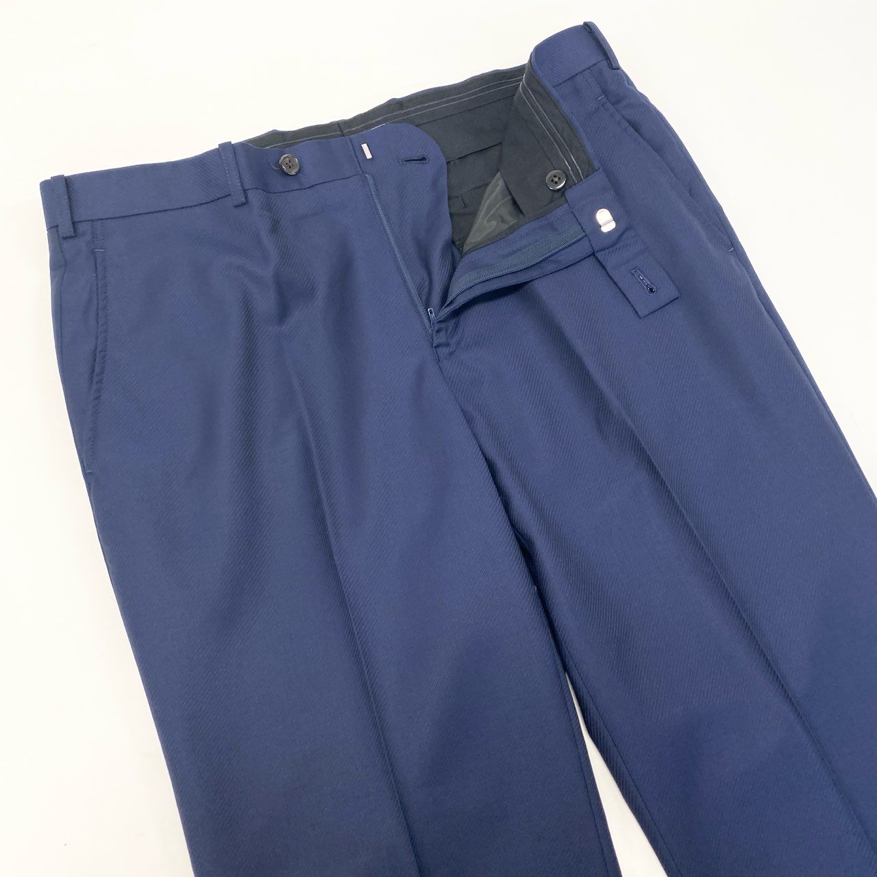 56k27 TAKEO KIKUCHI タケオキクチ DORMEUIL ドーメル生地使用○ セットアップスーツ シングル 1B メンズ 紳士服 ビジネス ネイビー ウール100％u02t