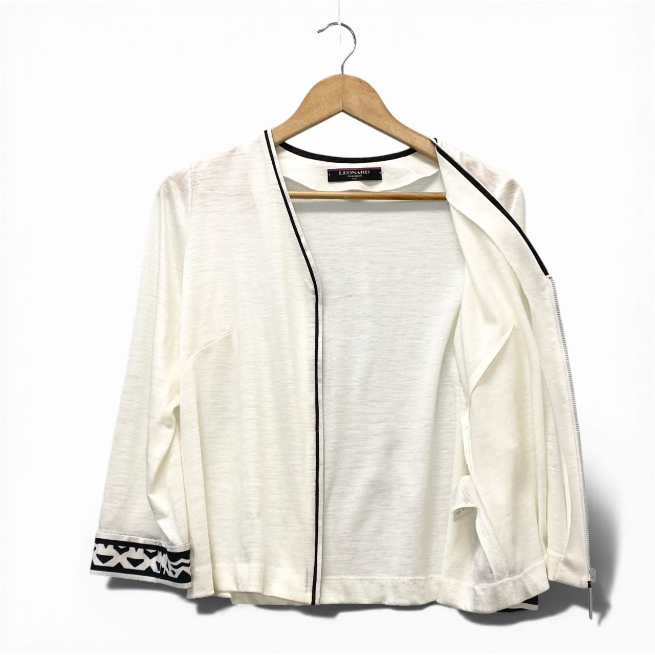 14b13 LEONARD レオナール ジップアップリネンカーディガン ニットカーディガン トップス 0379660 LLサイズ ホワイト 麻 リネン100％  レディース 女性用u02t