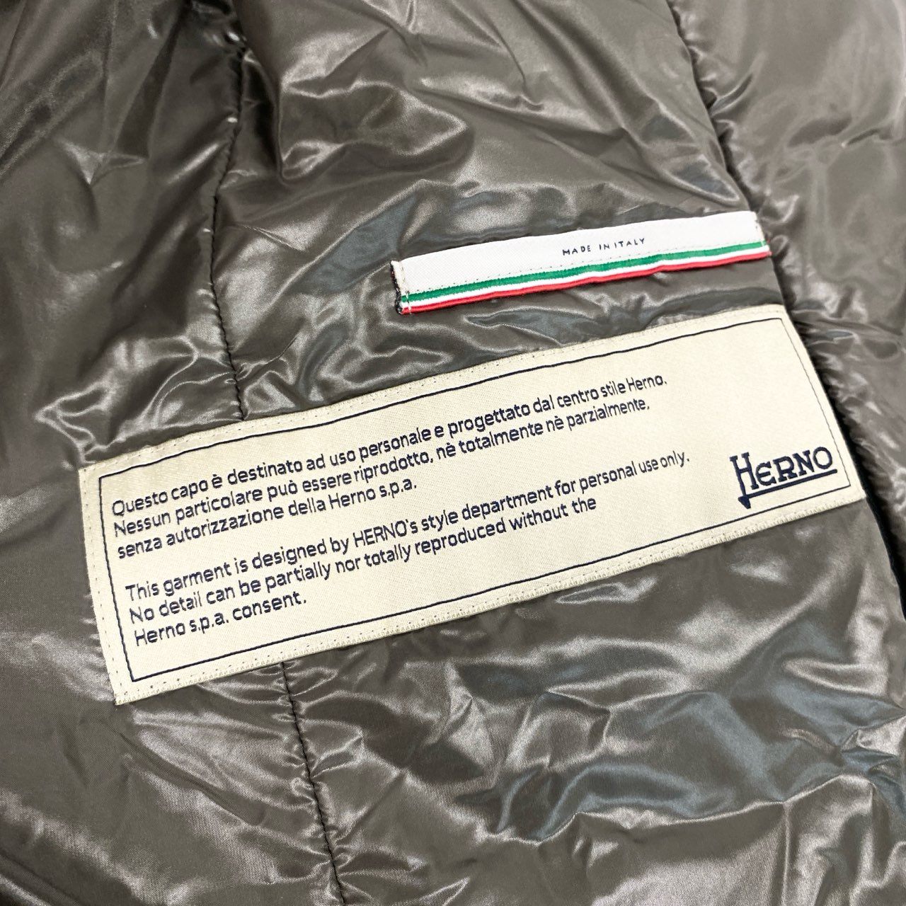 50b16 《未使用品》定価19万 HERNO ヘルノ 2WAY ダウンドッキングコート サイズ42 グレー Down Docking Coat タグ付きt18r