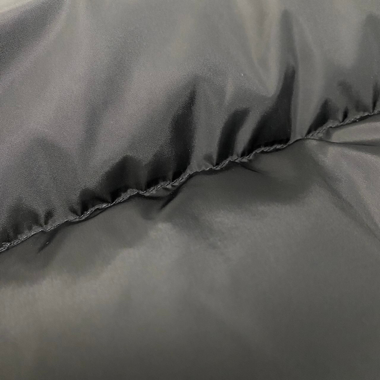 62d5 《美品》 MONCLER モンクレール ERQUY エルキュイ ダウンコート H10931A00100 サイズ2 ブラック メンズ着用可 Down Coatt18r