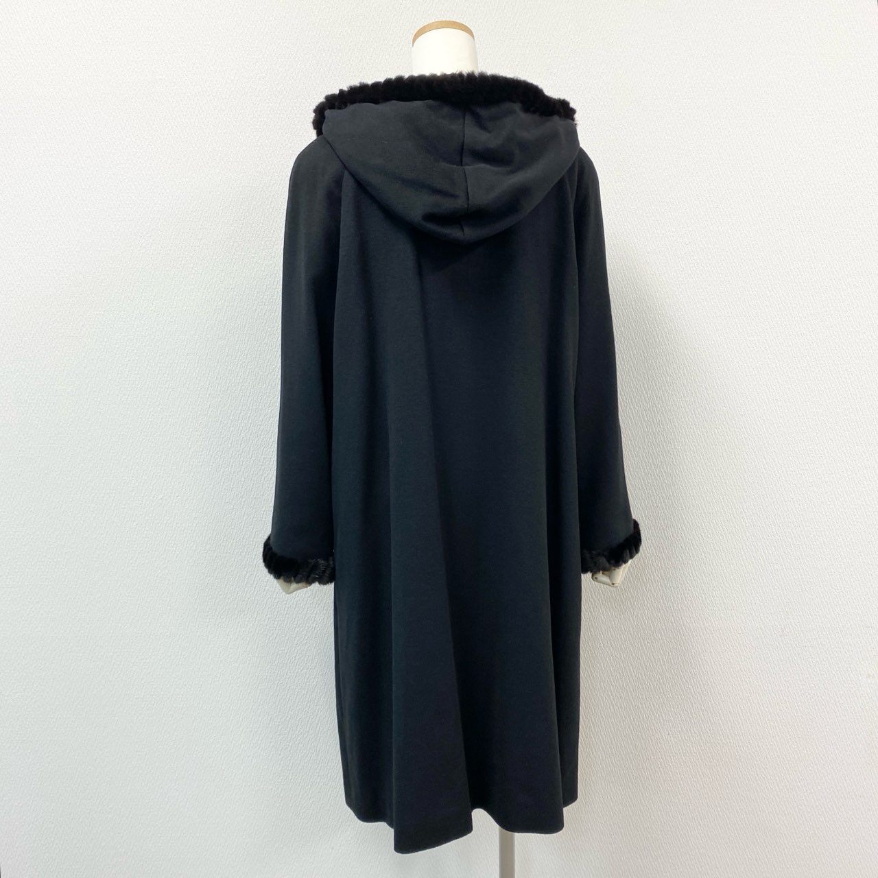 63i12 《美品》 PURE CASHMERE MINK FUR COAT ミンクファー ピュアカシミヤ コート M ブラック 本毛皮 女性服t18r