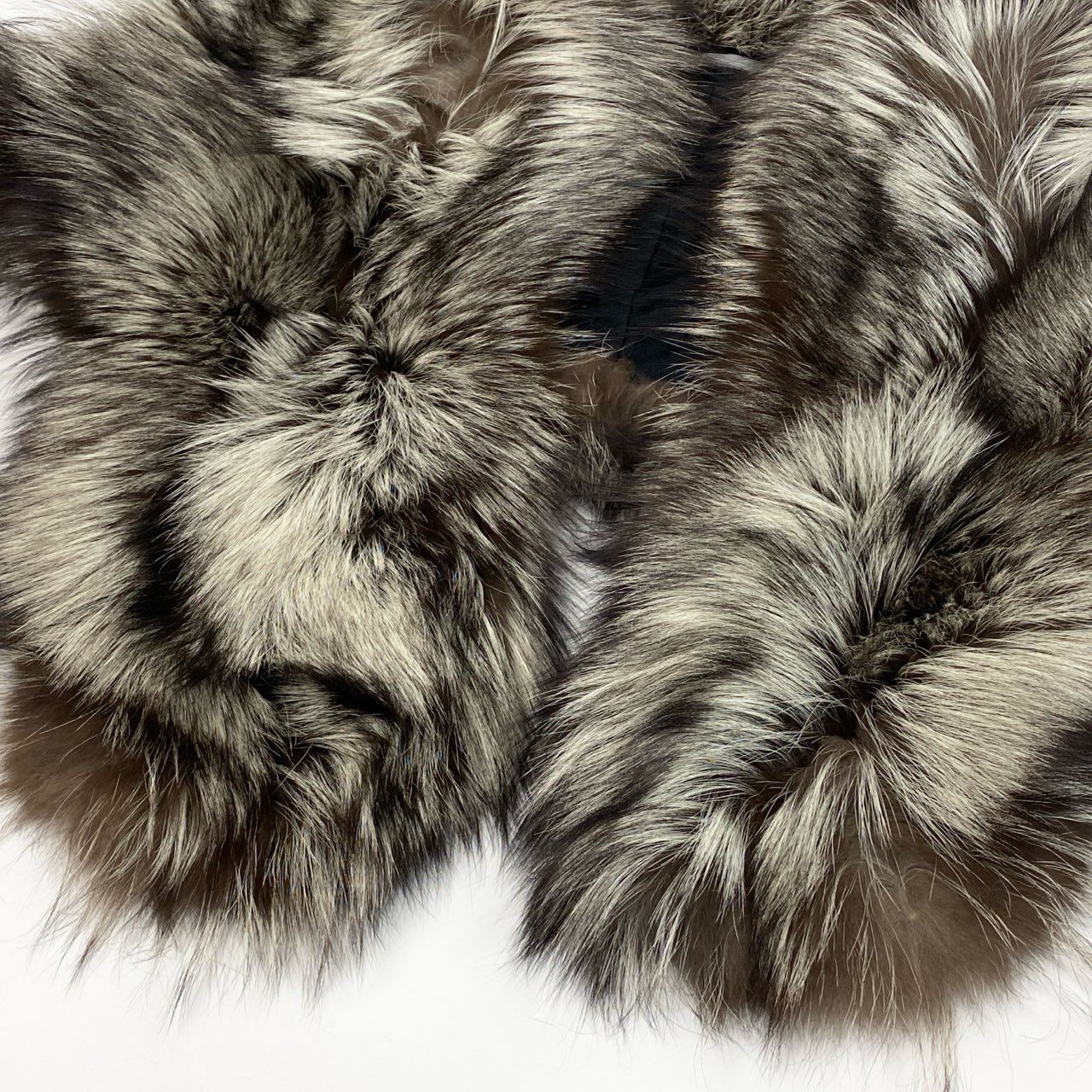 14a15 SAGA FOX サガフォックス 銀サガ 極厚 シルバーフォックス ティペット 最高級本毛皮 Real Fur マフラー ショール ポケット有t18r