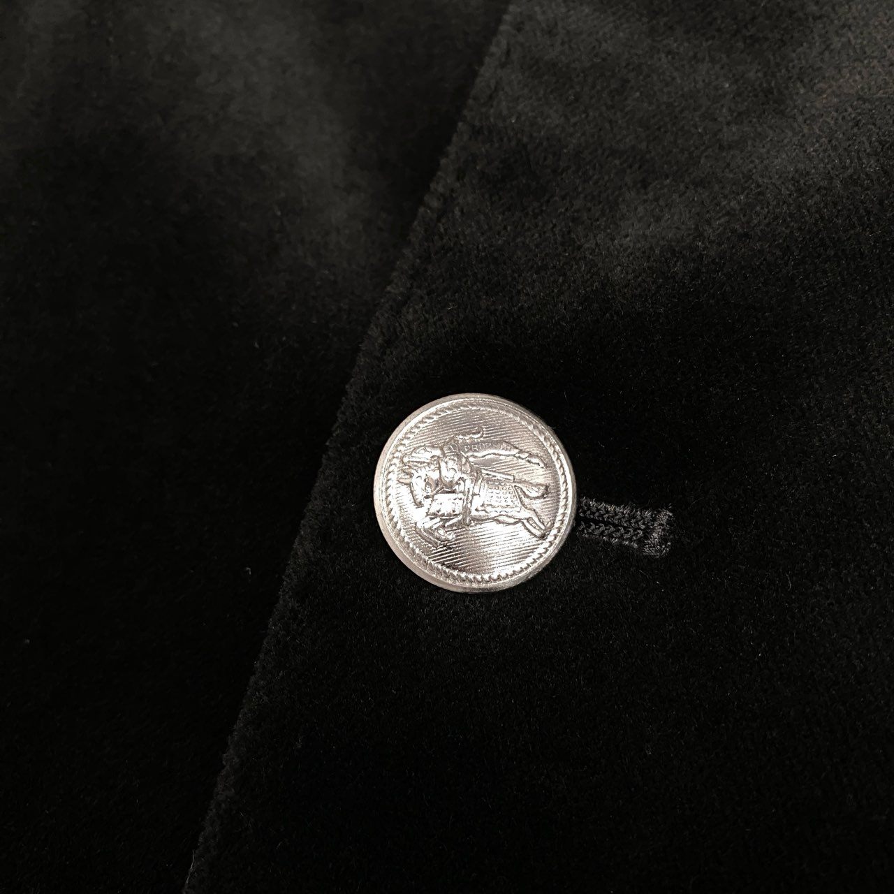 62g18 BURBERRY BLACK LABEL バーバリーブラックレーベル 裏地ノバチェック ベロア テーラードジャケット ブレザー ピークドラペル 大きいサイズ LL ブラック メンズ