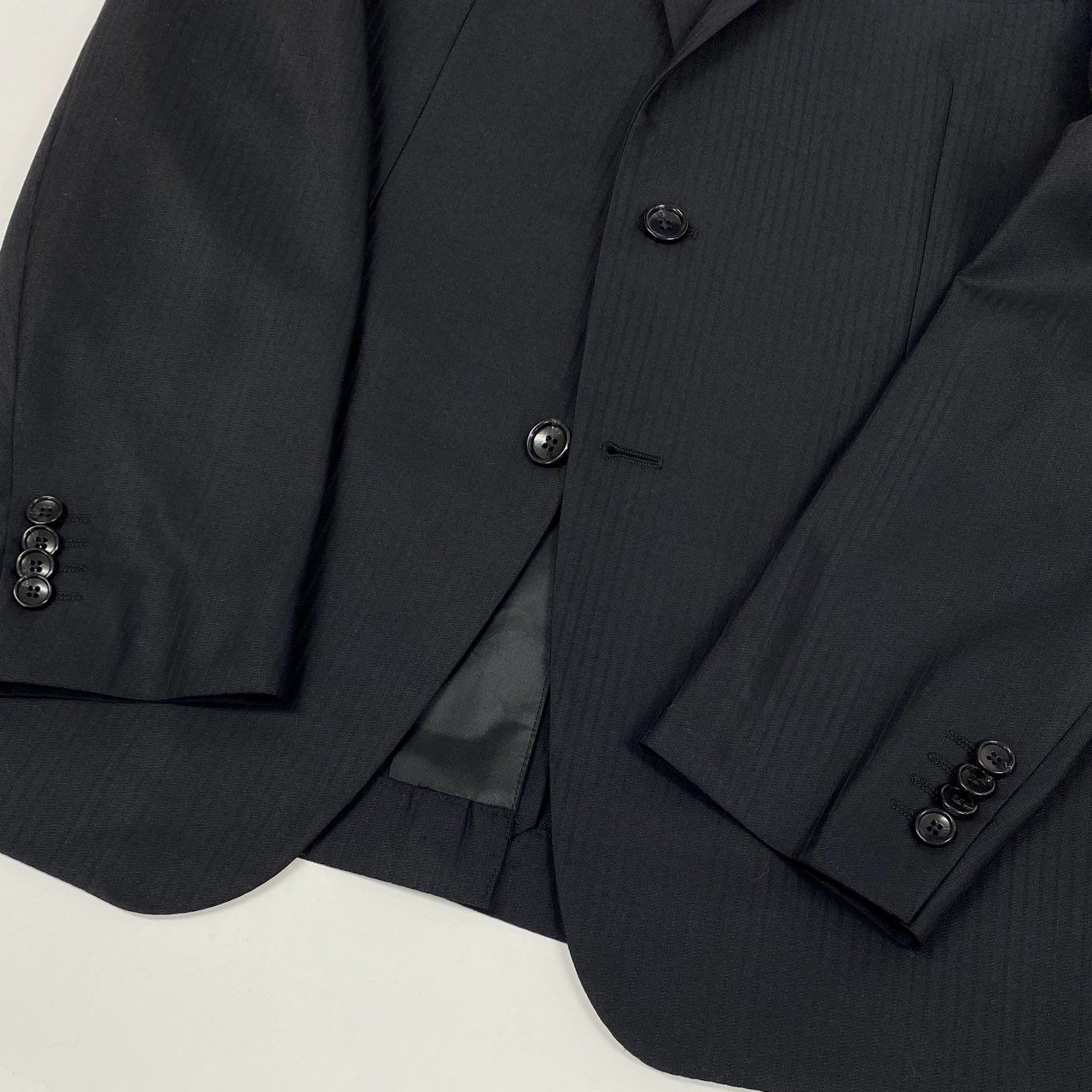 4k7 《美品》 NICOLE Selection ニコルセレクション セットアップスーツ 3ピース スリーピース ストライプ柄 シングル 2B ビジネス フォーマル メンズ 紳士服 52 ブラックo07t