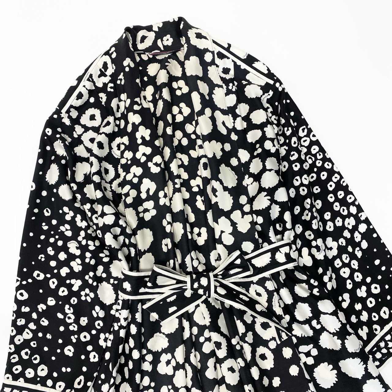 83b23 LEONARD レオナール ロングカーディガンジャケット ガウンカーディガン 美しいプリント 9ARサイズ ブラック アイボリー コットン100％ レディース 女性用u02t