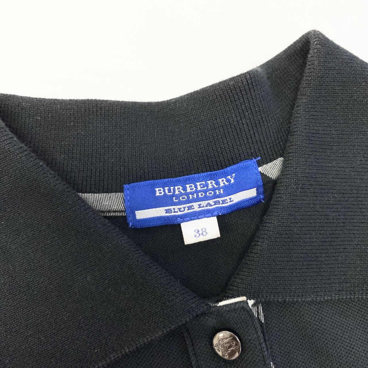 59d28 BURBERRY LONDON BLUE LABEL バーバリーロンドン ブルーレーベル 半袖ポロシャツ カットソー トップス ワンポイント刺繡 バックロゴプリント サイズ38 ブラック レディース 女性用u02t