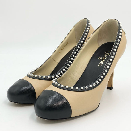 3c30 CHANEL シャネル ココマーク パール付き ヒールパンプス G31552 36C ベージュ ブラック レザー シューズ 靴t18r