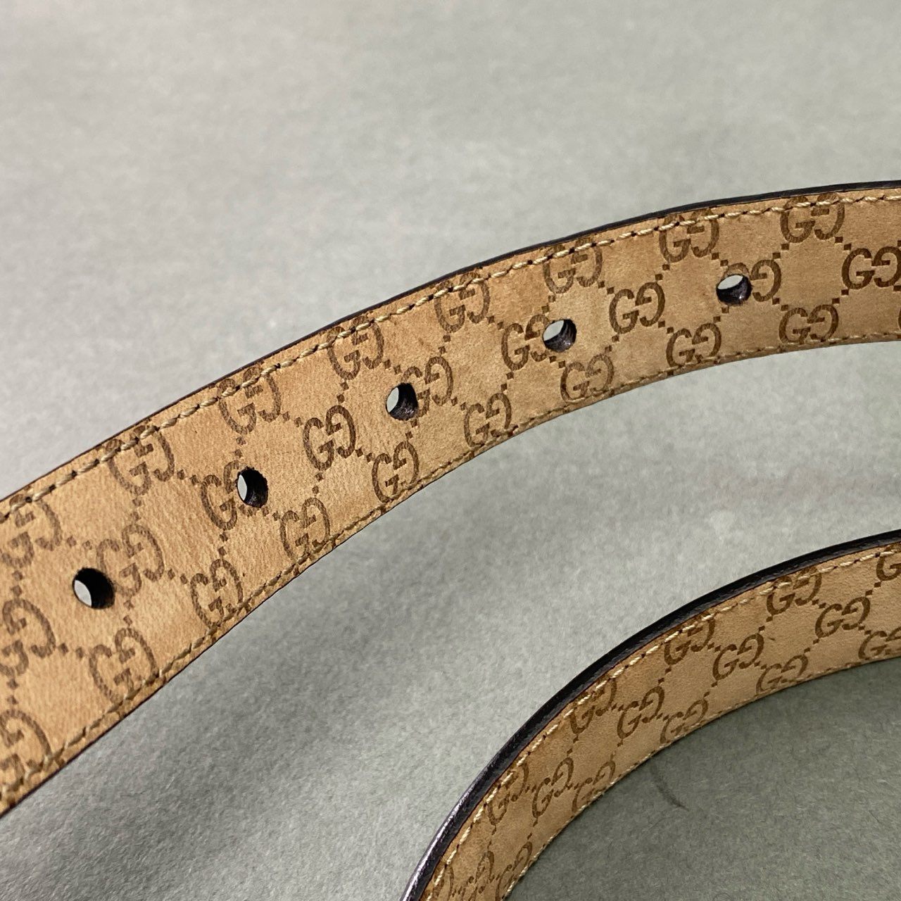 f4② 《美品》 GUCCI グッチ シルバーピンバックル レザーベルト 90・36 ブラック Leather ビジネス オフィス 保存袋