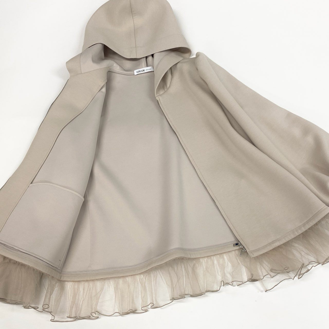 60b22 ADEAM アディアム  24年 カヌレジャケット ダブルジップ パーカー 裾チュール Aライン 伸縮ストレッチ レディース女性服 45065 サイズ2 ベージュu02t
