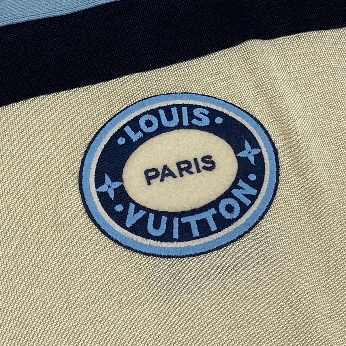 Ei7 《未使用品》 LOUIS VUITTON ルイヴィトン 2024年 ロゴワッペン ニットセーター トップス FRKL08 L アイボリー ブルー レディースu02t