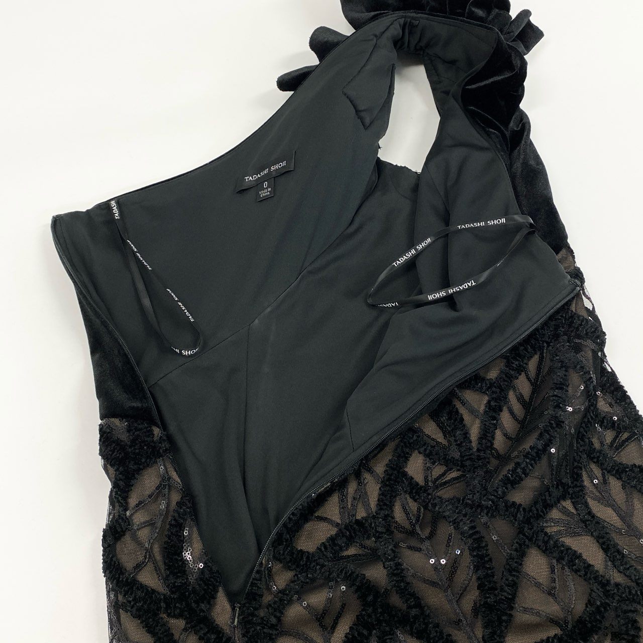 62g18 《現行》定価￥179.300 TADASHI SHOJI タダシショージ ワンショルダー ベルベットロングドレス CGT23478LJ 0 ブラック シェニール スパンコール刺繍 ワンピース