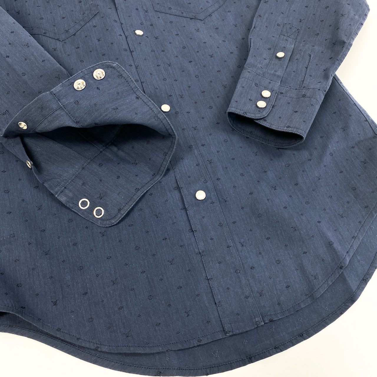 51b12 LOUIS VUITTON ルイヴィトン ロングスリーブシャツ ウエスタンシャツ モノグラム スナップボタン XXSサイズ ネイビー メンズ 男性用u02t