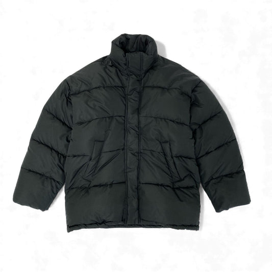 3k28 《タグ付き》 BALENCIAGA バレンシアガ バックロゴ リップストップ パファージャケット アウター 20AW 621982 44 ブラック メンズu02t