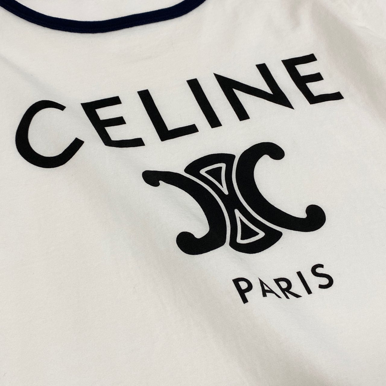 70a15 フランス製 CELINE セリーヌ トリオンフ リンガー Tシャツ カットソー トップス 2X872671Q サイズS ホワイト コットン100％ レディース