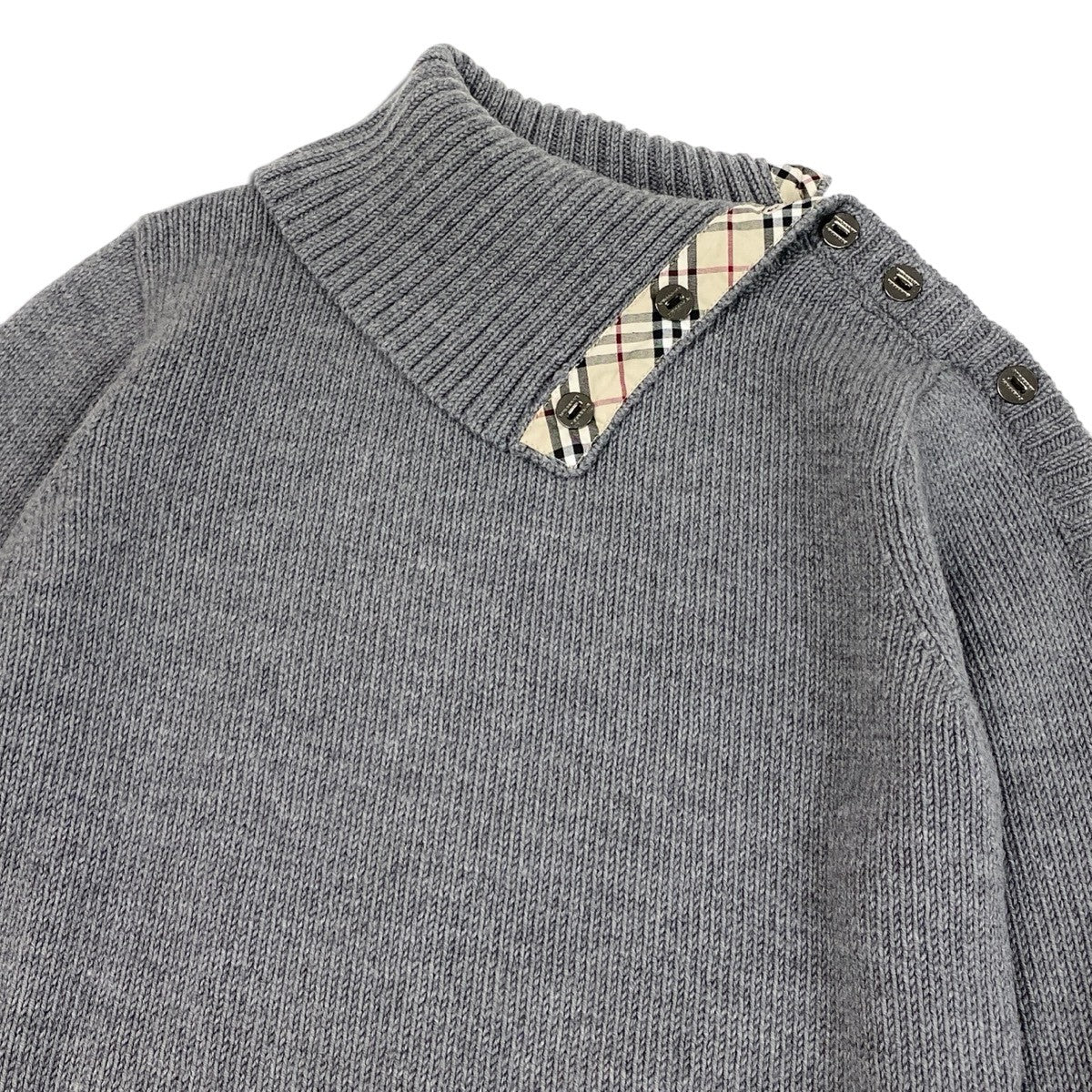 Ei3 【美品】 Burberry LONDON バーバリーロンドン タートルネック ニットセーター サイドボタン ノバチェック サイズ1 グレー ウール100％ レディースk02i