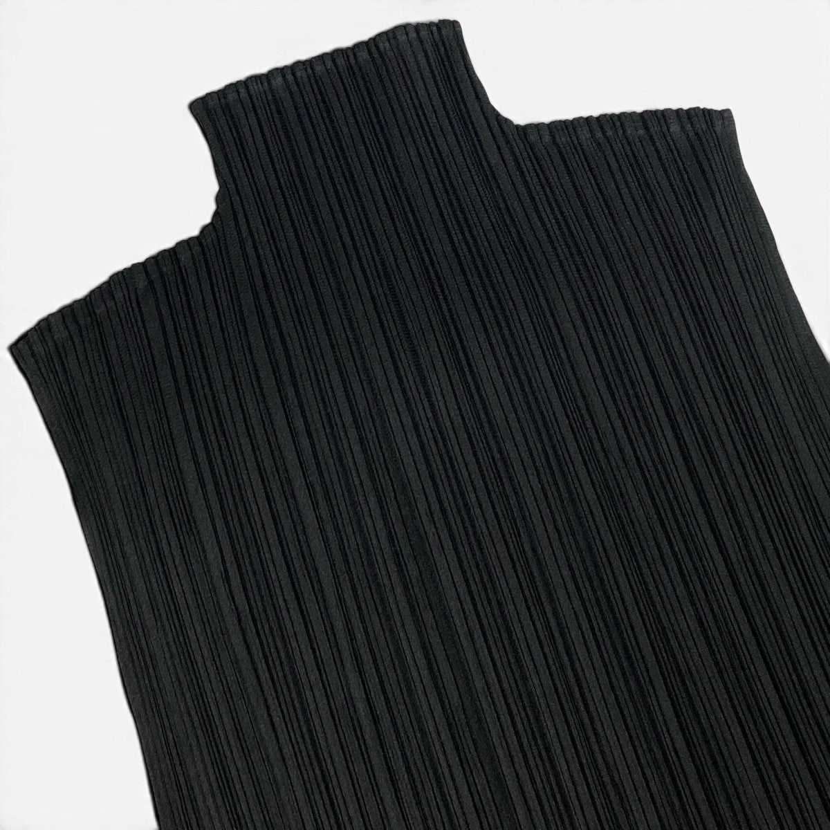 Ag10 【美品】 PLEATS PLEASE プリーツプリーズ ハイネック ノースリーブカットソー サイズ3 ブラックt18r