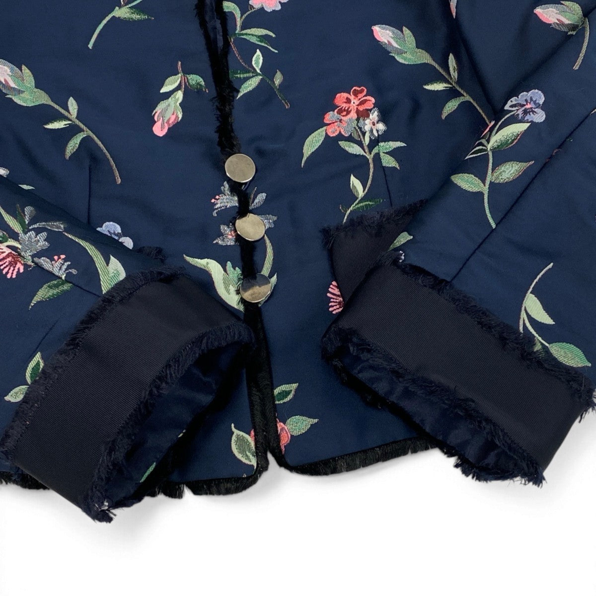 78j6 【美品】GIORGIO ARMANI ジョルジオアルマーニ ノーカラージャケット 花柄 フリンジ イタリア製 ネイビー レディース 女性用u02t