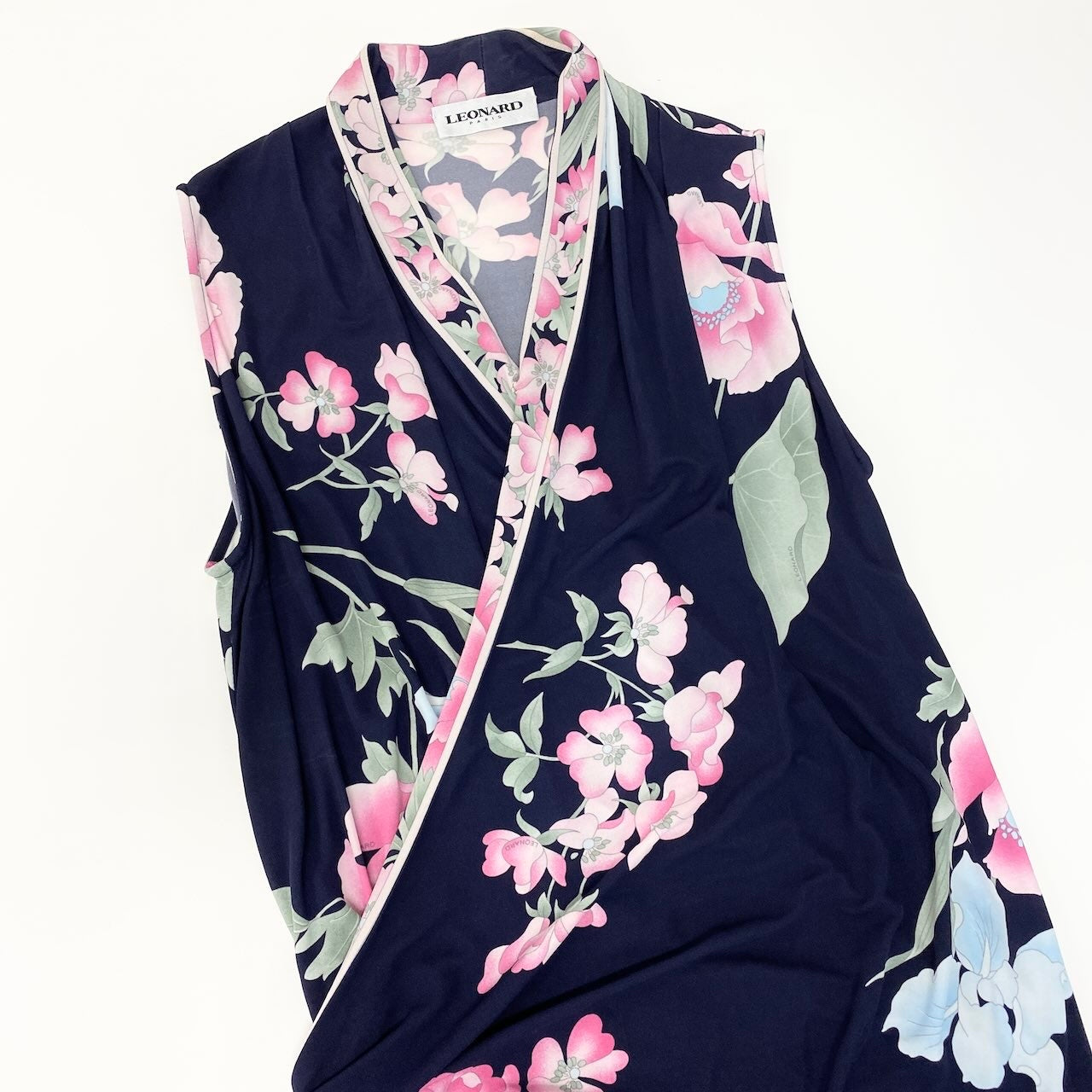 15d12 LEONARD PARIS レオナール ノースリーブワンピース ロングワンピース 美しい花柄プリント イタリア製 サイズ40 ネイビー レーヨン100％ レディース 女性用u02t