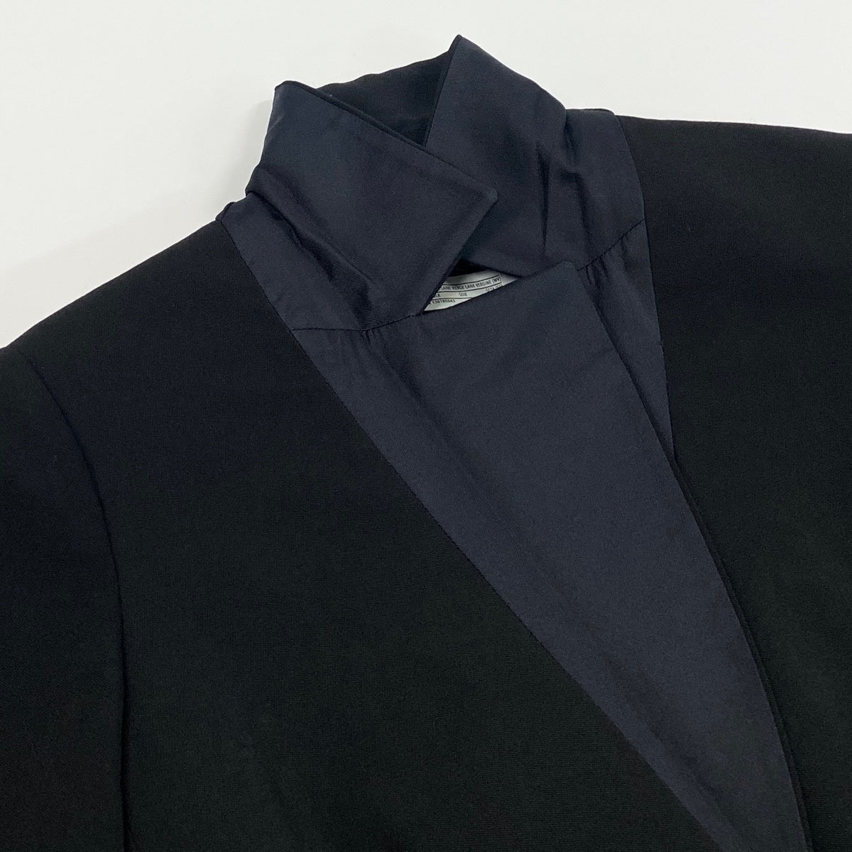 9f5 Salvatore Ferragamo サルヴァトーレフェラガモ テーラードジャケット 袖レイヤード サイズ40 イタリア製 ブラック ウール シルク レディース 女性服u02t
