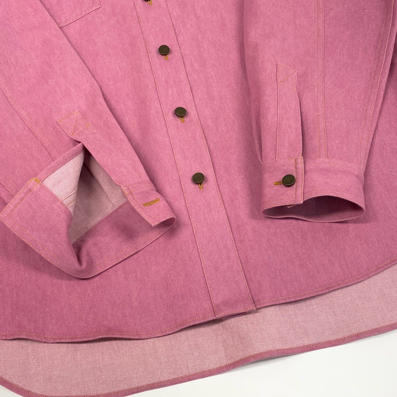 Ca15 【archive】CHANEL ヴィンテージ シャネル 1999年 Cruise ランウェイ ココマークボタン デニムシャツ デニムスカート セットアップ オーバーサイズ サイズ38 ピンク レディースta1