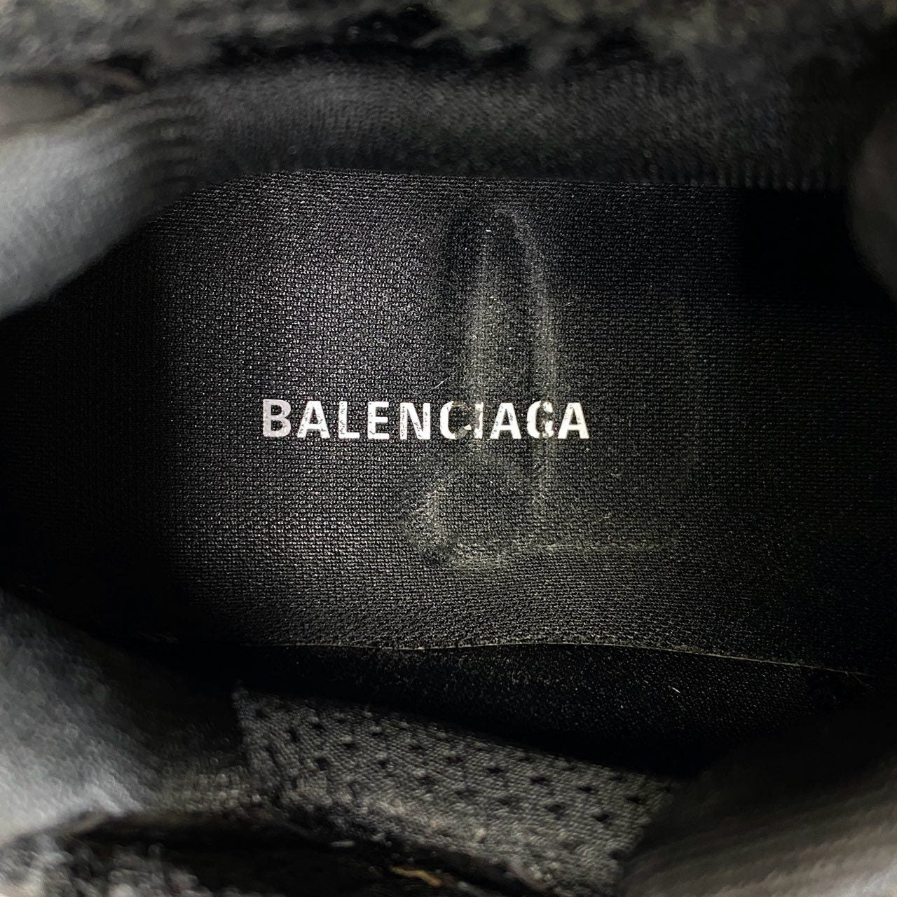 4j23 BALENCIAGA バレンシアガ RUNNER ローカットスニーカー シューズ USED加工 677403 40 26.5cm ブラック メンズo07t