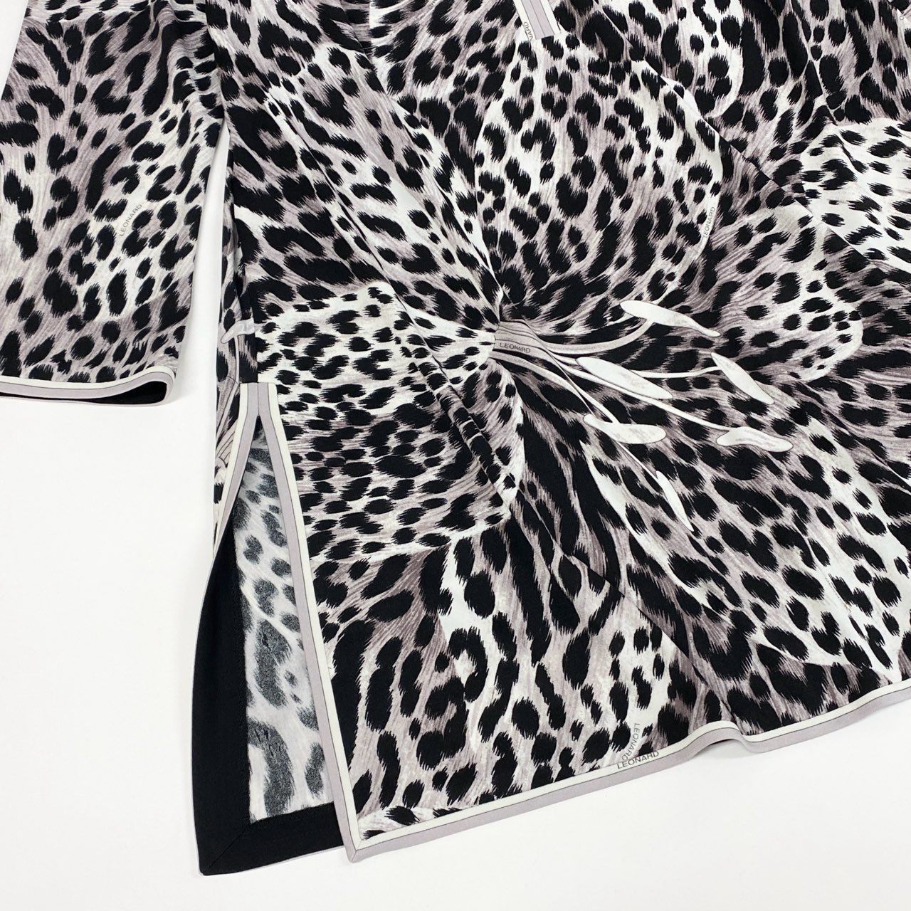 69k7  LEONARD レオナール  チュニックワンピース 7分袖 総柄 フラワーモチーフ カンカン素材 レディース 女性用 L マルチカラーo07t