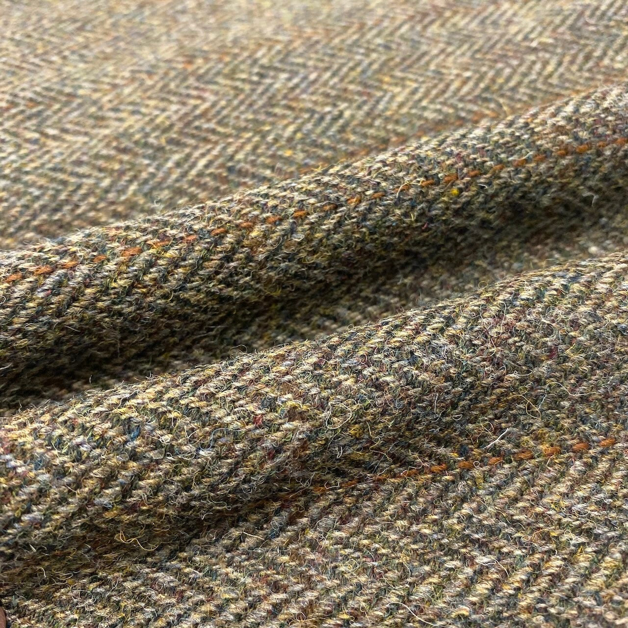 42c26 定価￥68,200 THAMES MMXX. テムズ × Harris Tweed ハリスツイード ワッキングジャケット サイズＭ カーキ ヘリンボーン ブレザー タグ付t18r
