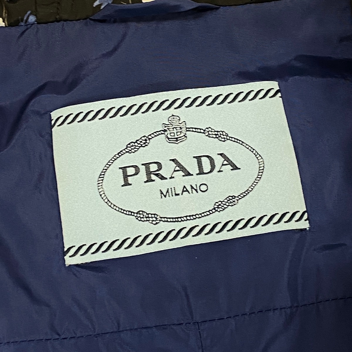 Ej15 【美品】 PRADA プラダ 三角ロゴ 花柄 ナイロンジャケット パーカー 29Z597 サイズ36 ブラック ナイロン100％ レディースo07t