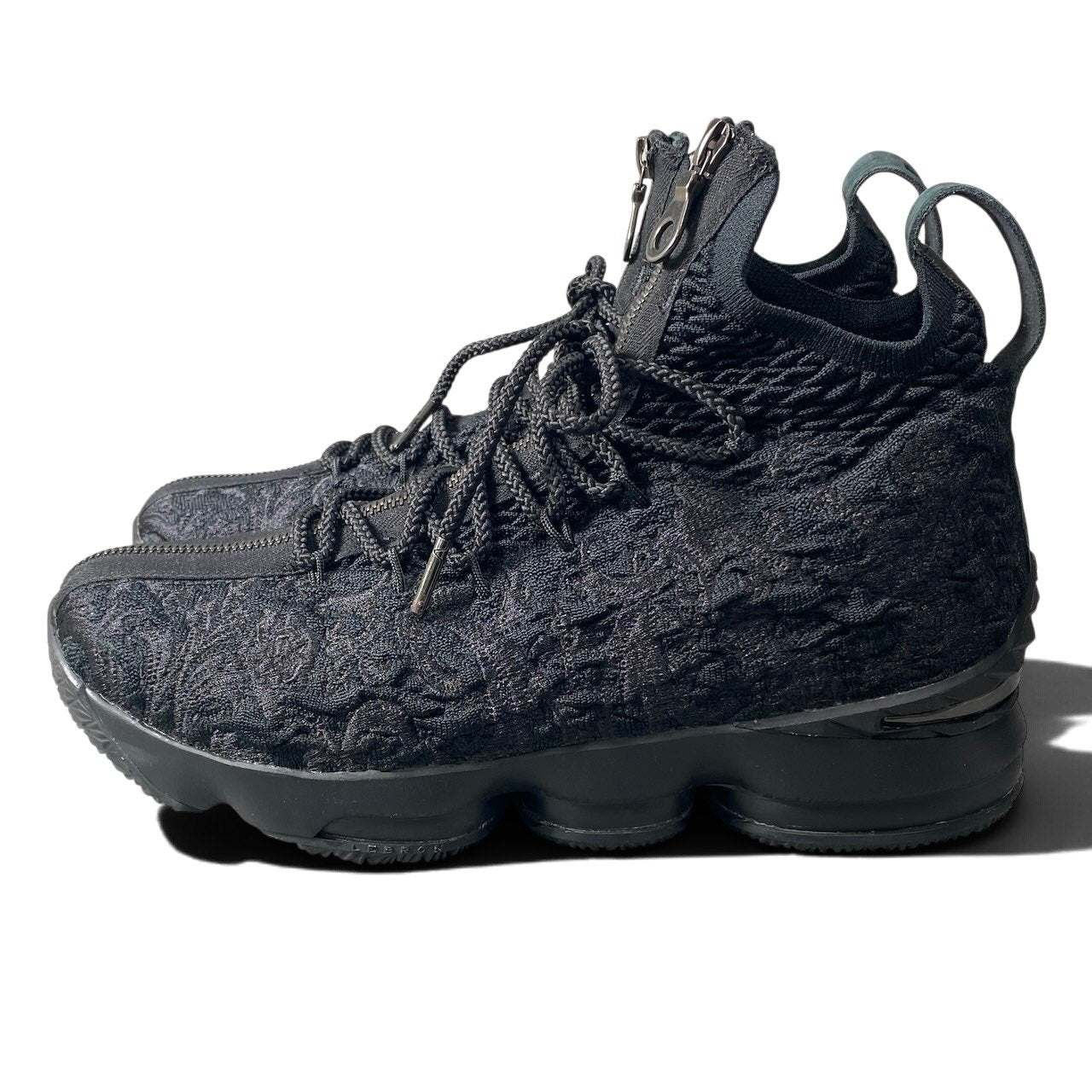 2h11 【美品】NIKE ナイキ × KITH キス LeBron 15 Performance スニーカー AJ3936 - 001 26cm ブラック メンズ 男性用t18r