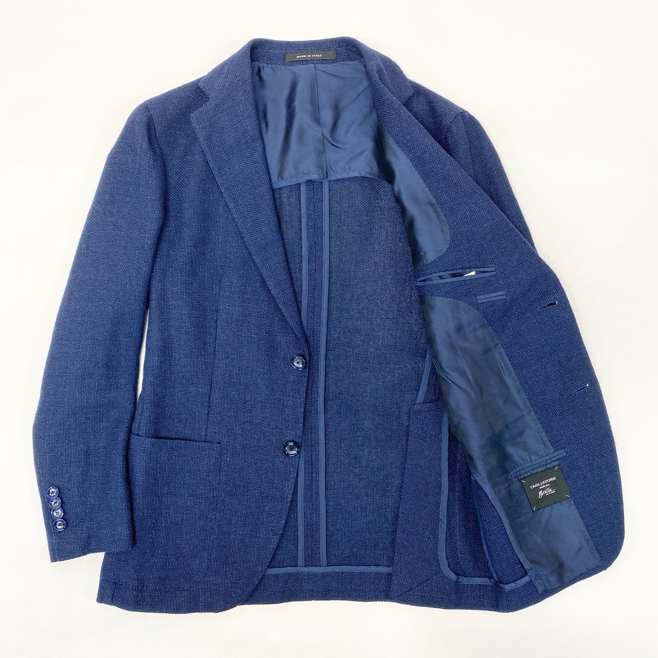 22i16《極美品》 TAGLIATORE タリアトーレ Brilla per il gusto ブリッラペルイルグスト テーラードジャケット  1SVF22K サイズ44 ネイビー メンズ ラペルピン付きu02t