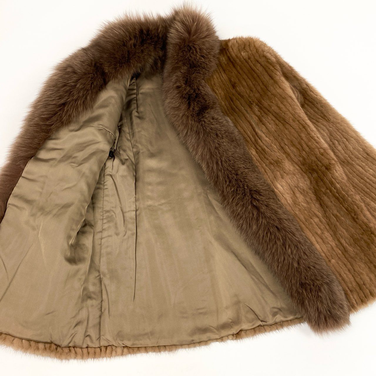 33l14 SAGA MINK サガミンク 銀サガ パステルミンク × フォックス ファーコート サイズ8号 茶系 最高級毛皮 FUR COAT ポケット有t18r