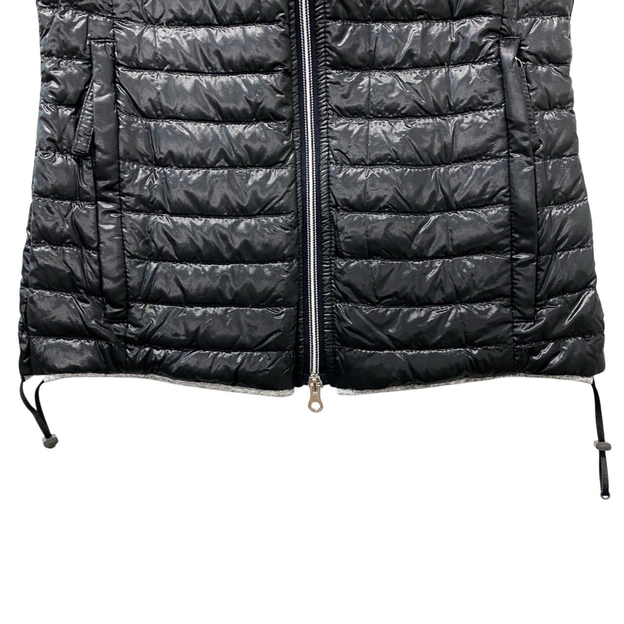 9b18【美品】DUVETICA ドュベティカ filira フーディーダウンベスト ナイロンダウンジャケット アウター 2276.00/1091 40サイズ ブラック レディースu02t