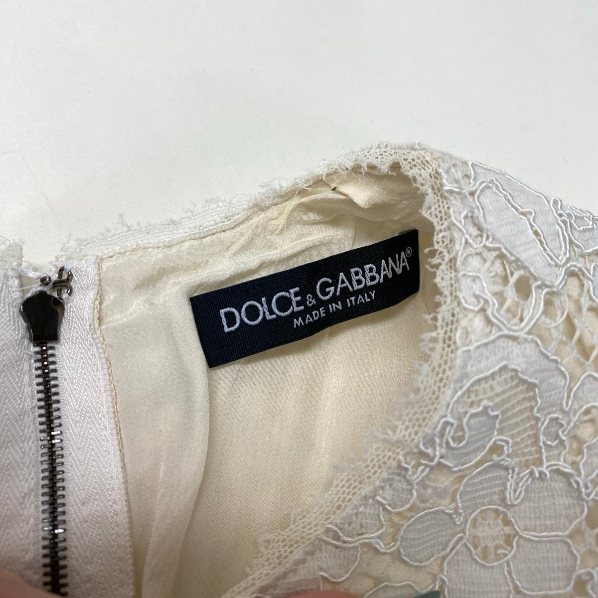 12g18 DOLCE&GABBANA ドルチェアンドガッパーナ フラワーモチーフ 総レース ノースリーブミニドレス タイトワンピース サイズ36 ホワイト レディースu02t