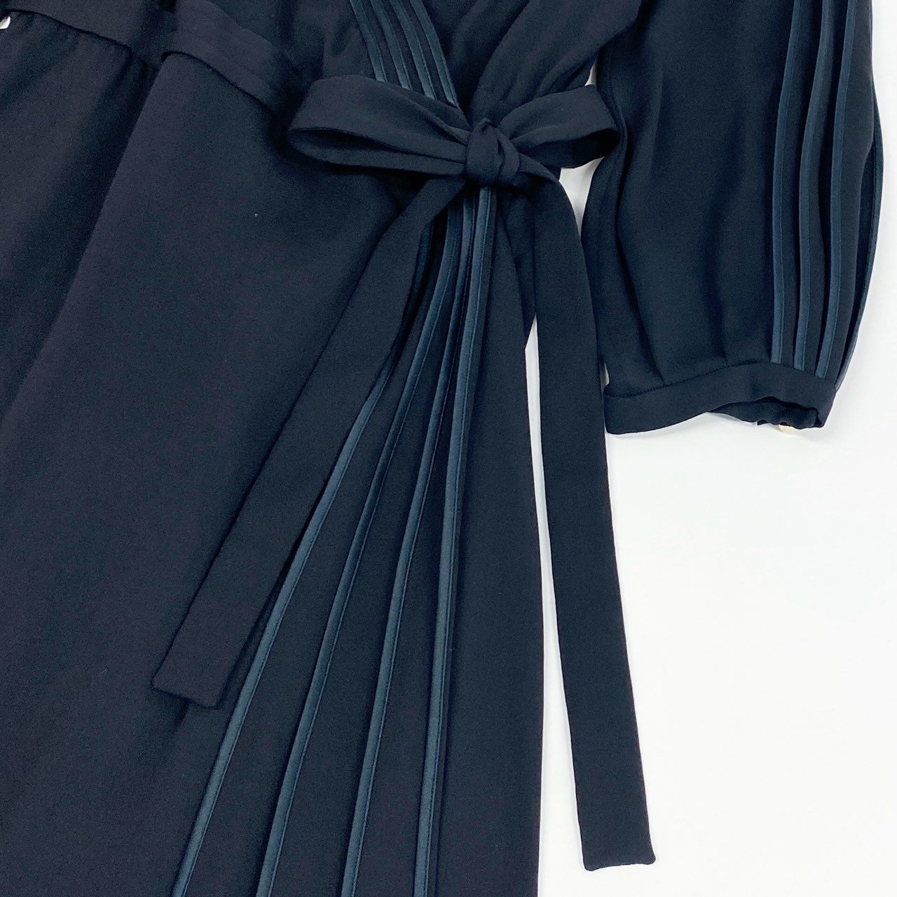 b23 GUCCI グッチ トムフォード期 ウエストリボン カシュクール 長袖ワンピース サイズ40 ブラック レディースk02i