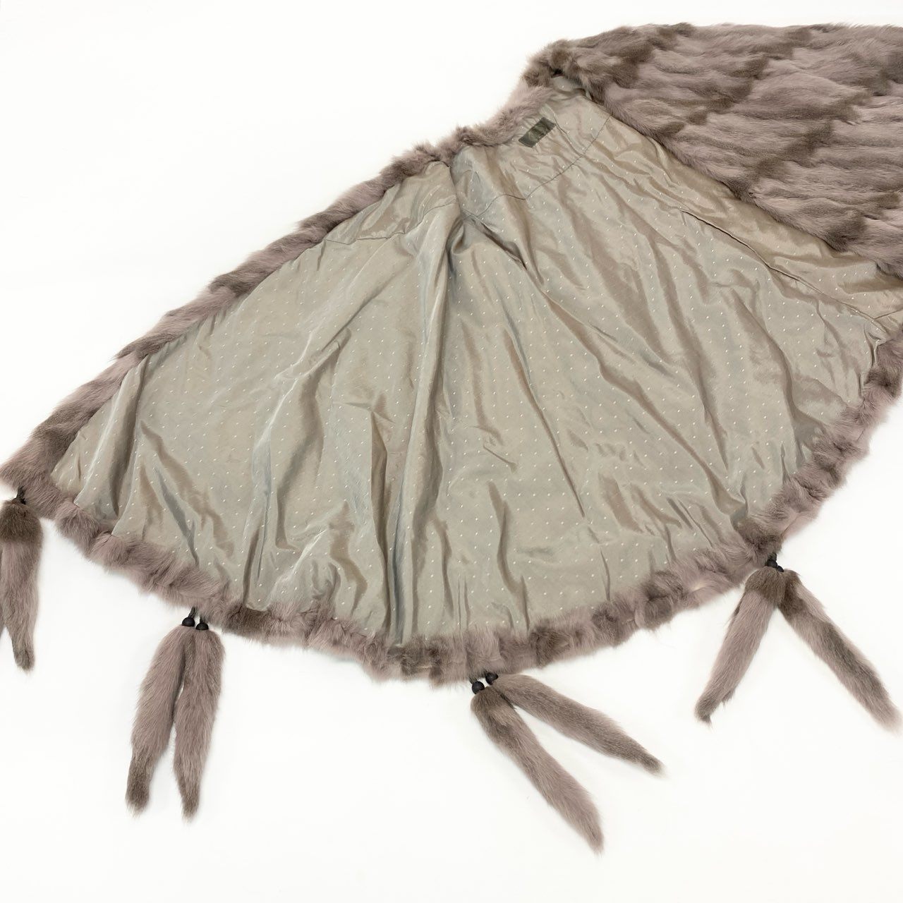 86j23 《タグ付き》 MOONBAT ムーンバット 本毛皮 レアデザイン リスファー  ポンチョ コート ティペット グレイッシュピンク リスファー 定価58万円u02t