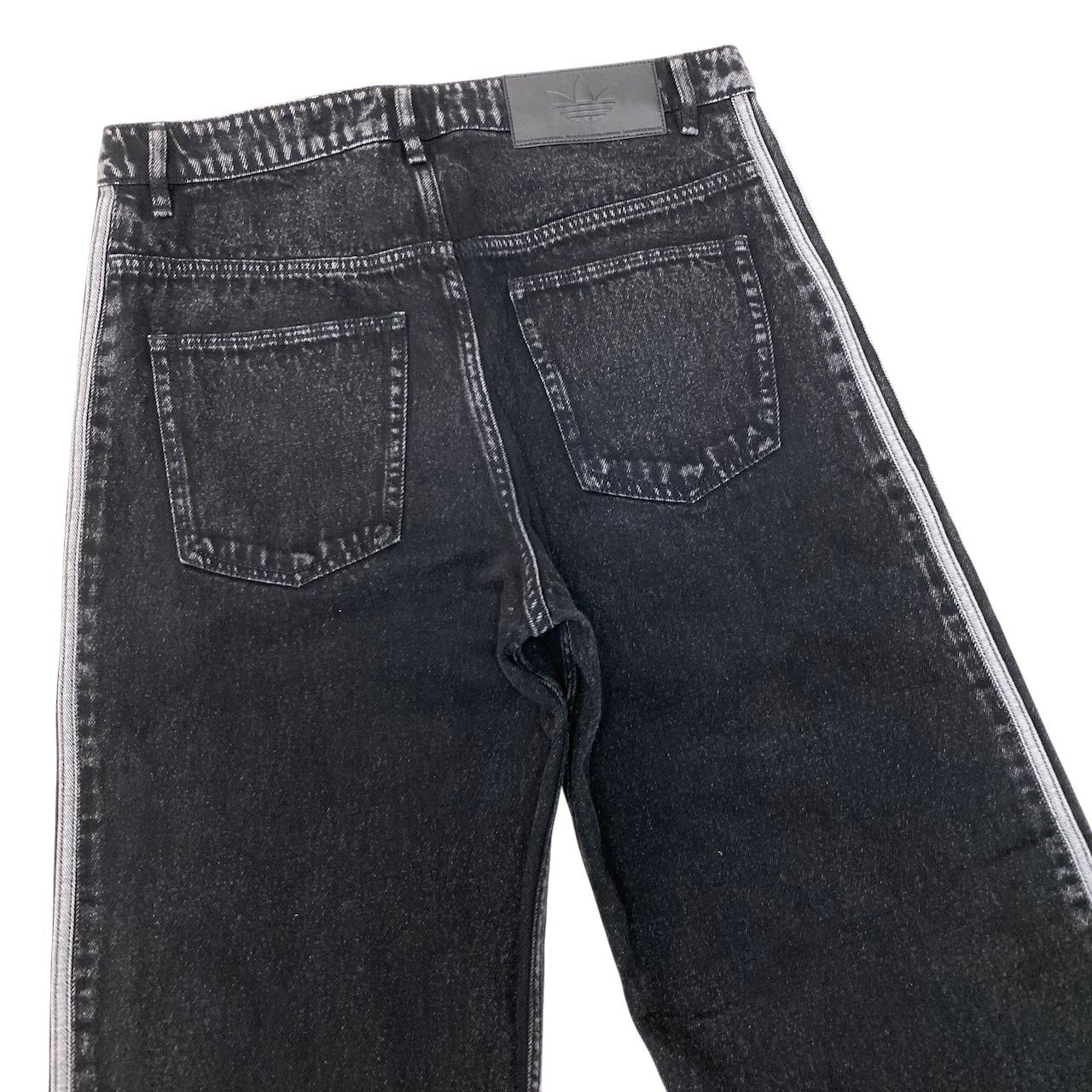 Mf8 【美品】 adidas Originals アディダス Adicolor Denim Firebird Pants アディカラー デニム ファイヤーバード パンツ JC6718 サイズ34 トゥルーブラックデニム コットン100％ メンズk02ik02i