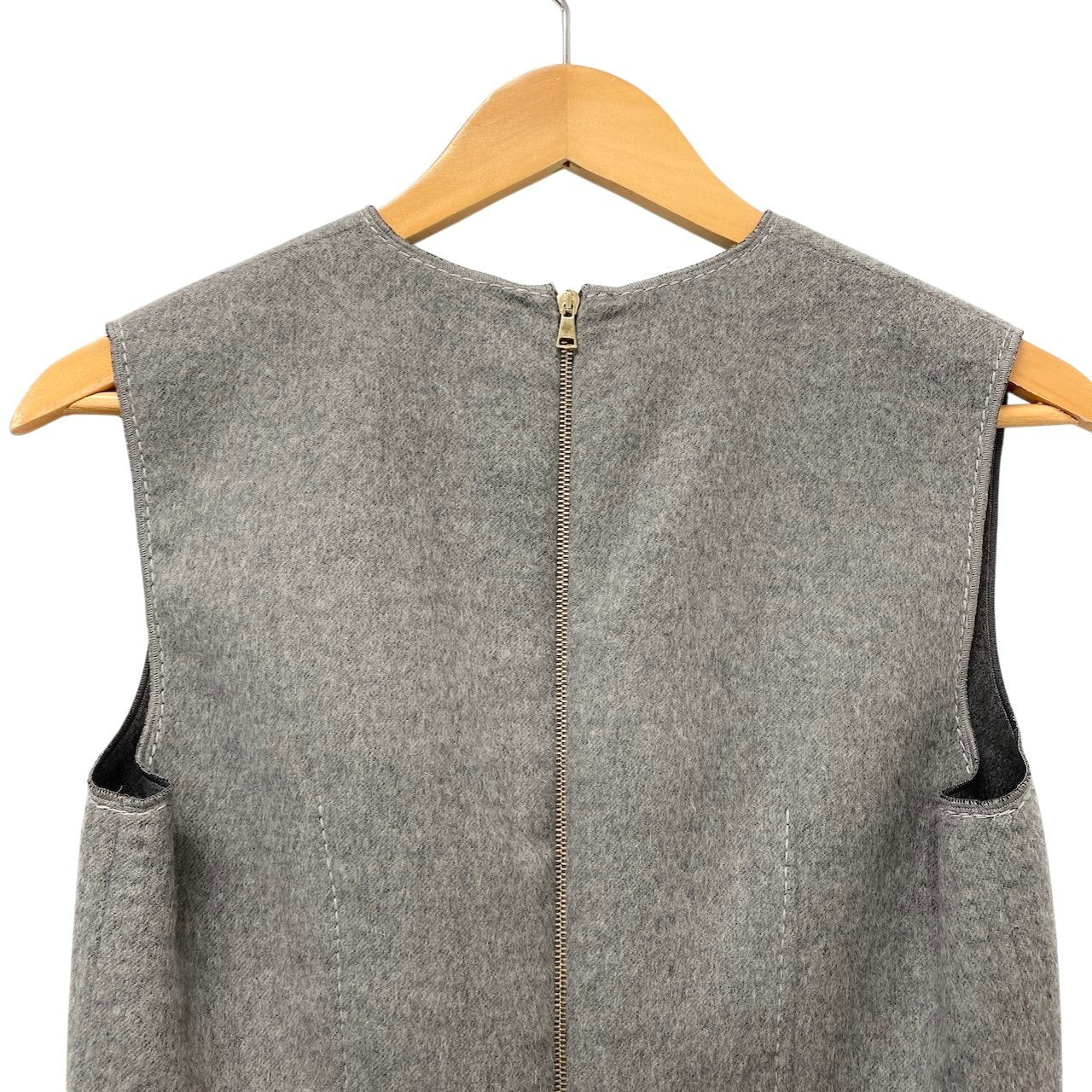 2c29 【美品】 Les Copains BLACK レコパン  定価12.3万 Vネック ノースリーブ ロングワンピース アンゴラ混 レディース 女性用 42 グレーu02t