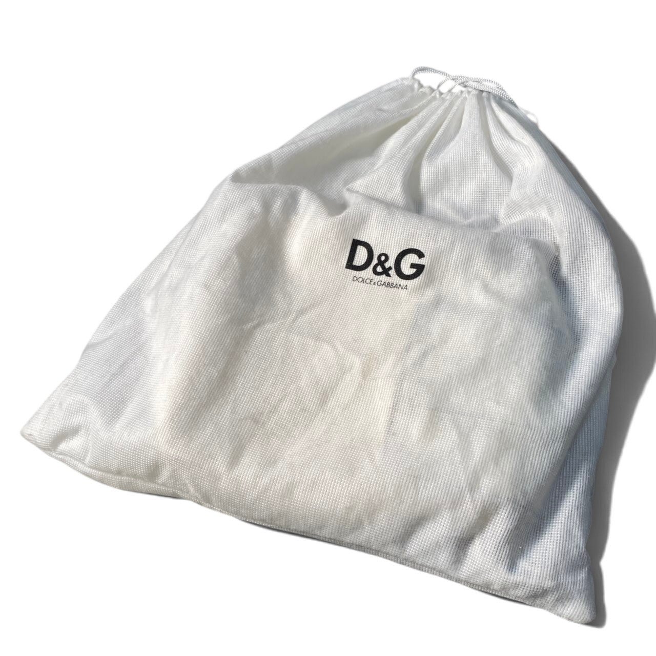 i7 Dolce＆Gabbana ドルチェアンドガッバーナ レザーバックル ショルダーポーチ Vintage Leather Buckle Shoulder Poach D＆G ホワイト レザーチャーム付t18r