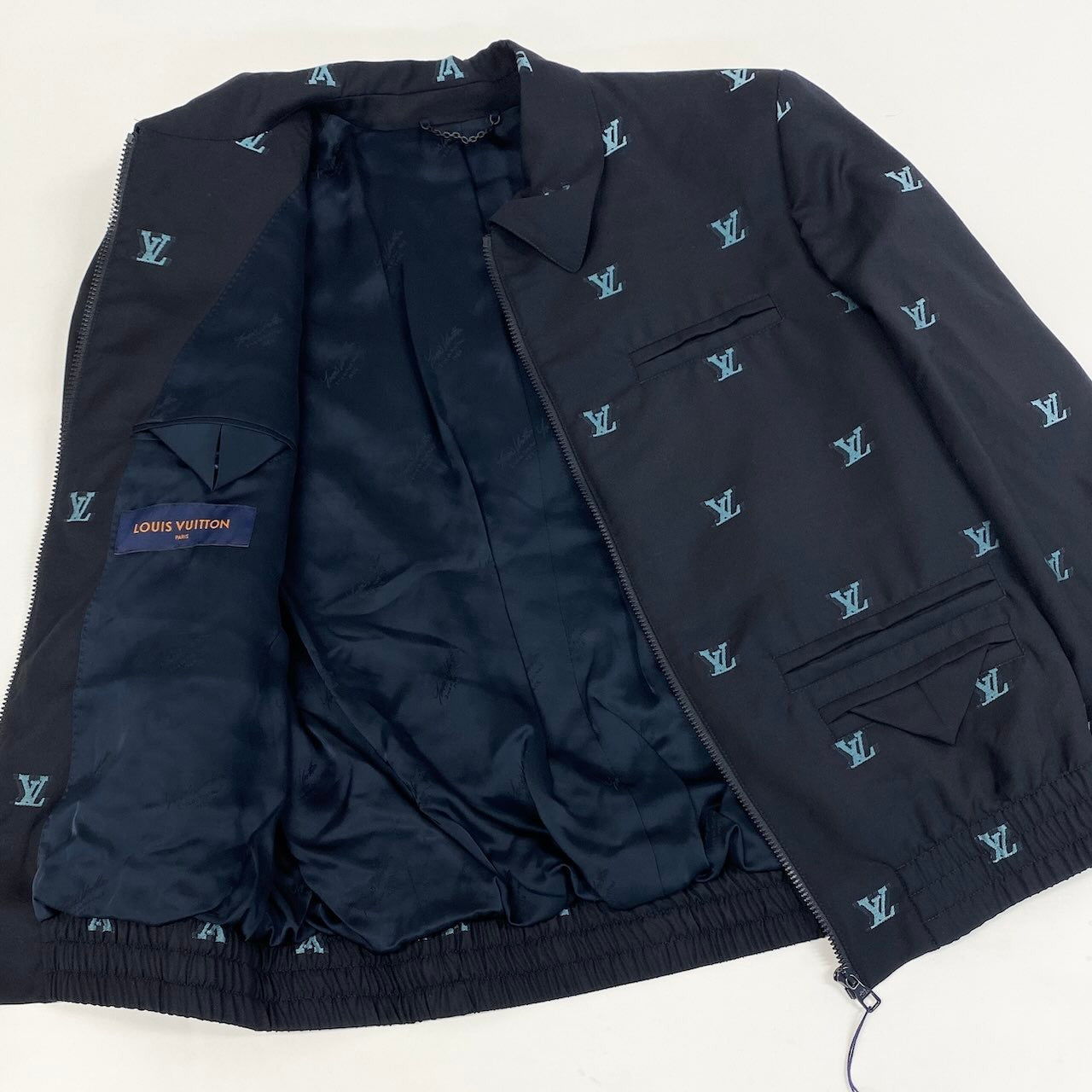 Id2 《未使用品》 LOUIS VUITTON ルイヴィトン LV ジェットポケット ブルゾン Jet Pocket Blouson サイズ54 ブラック タグ付t18r