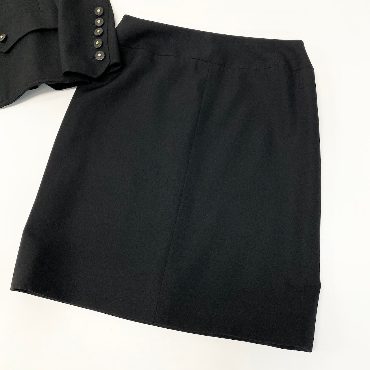 C CHANEL シャネル ヴィンテージ 97P スカートセットアップ テーラードジャケット スカート フランス製 P07199V04526 40サイズ ブラック シルク100％ レディース 女性用nu1