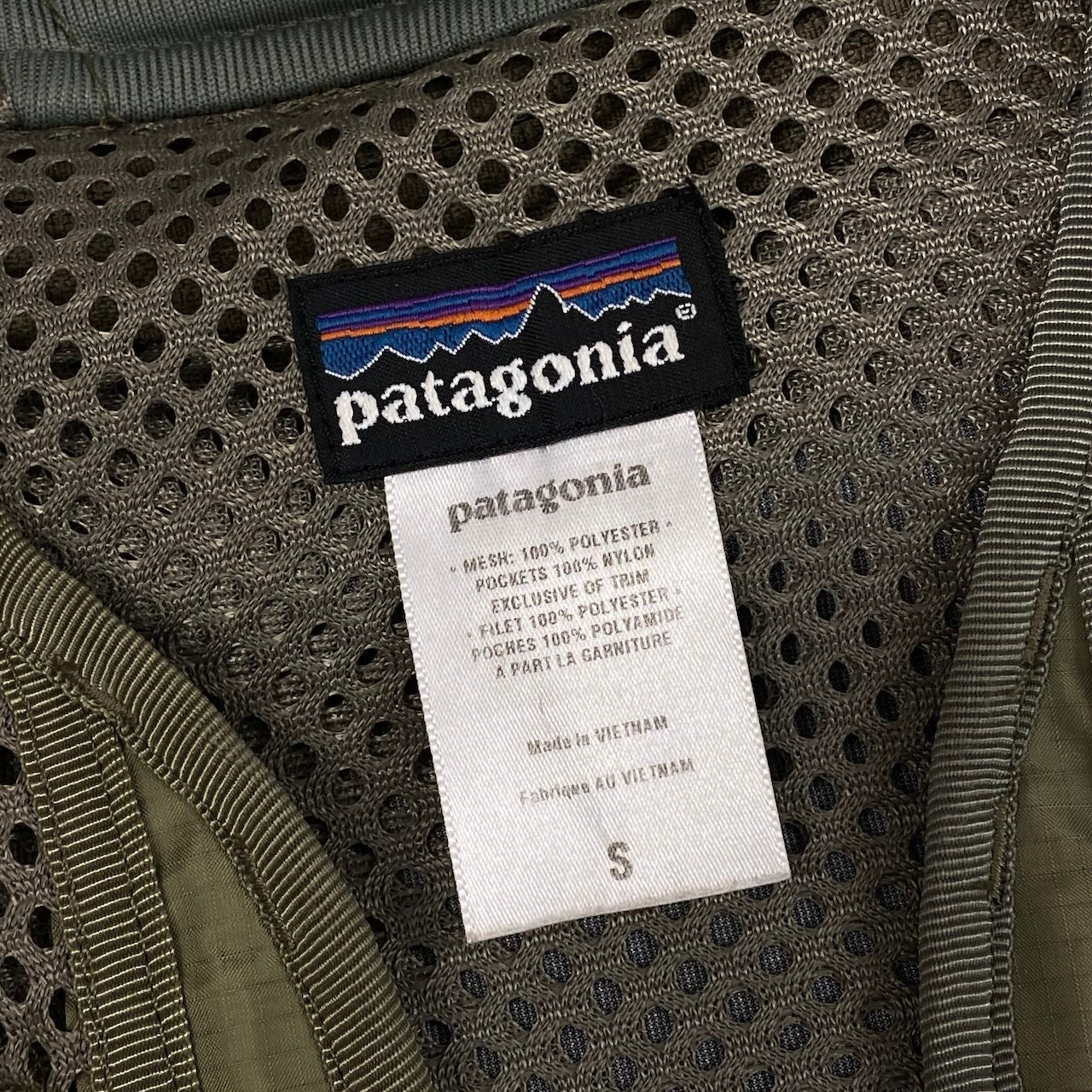 47d16 patagonia パタゴニア フィッシングベスト サイズS カーキ メッシュ Fishing Vest アウトドア ステルスパックt18r