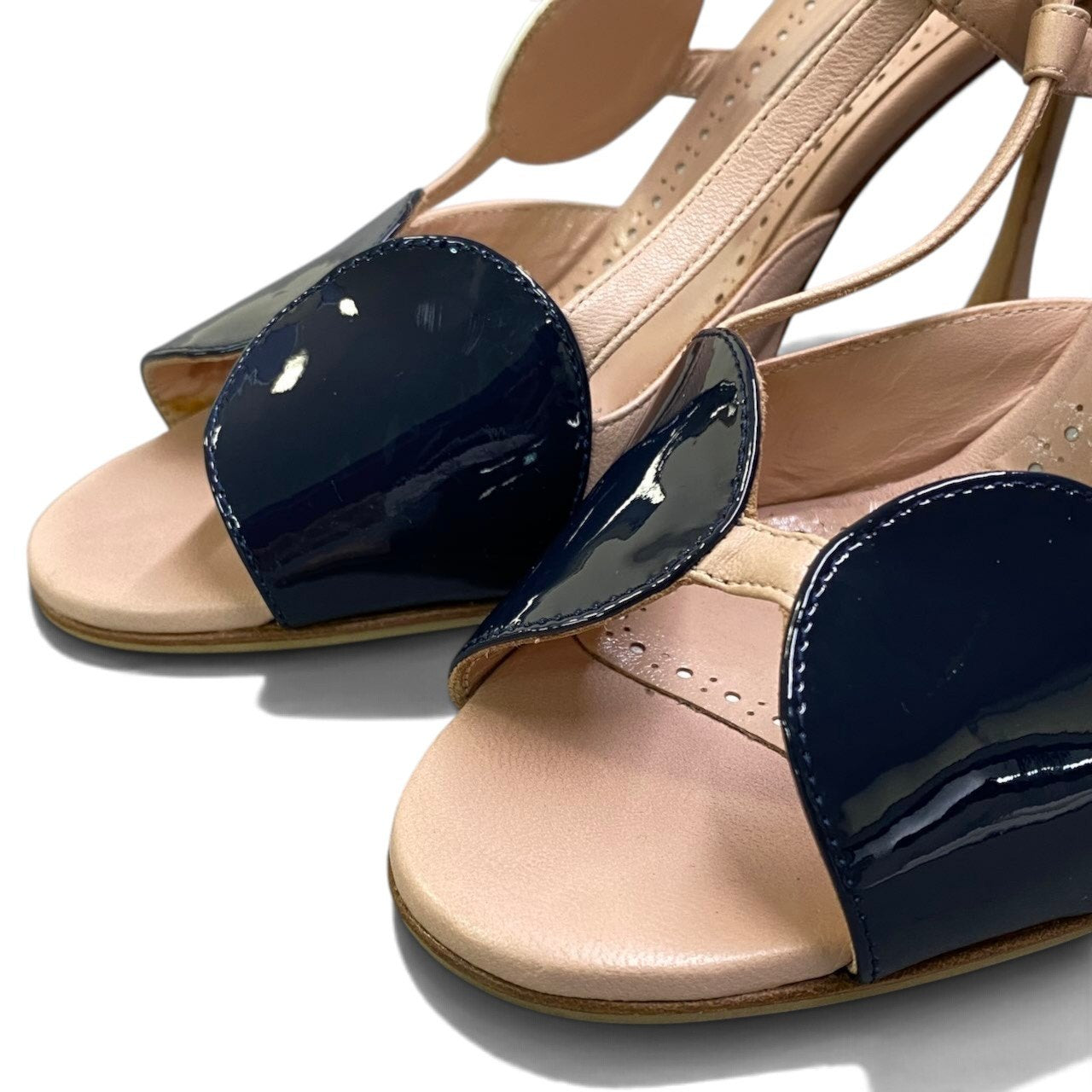i1 MANOLO BLAHNIK マノロ・ブラニク Munir オープントゥ バックストラップ ヒールサンダル  サイズ39 マルチカラー パテントレザー レディースk02i