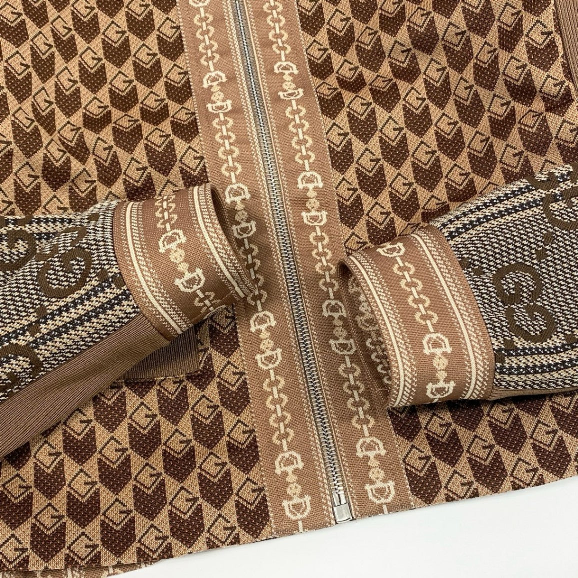 2L27 GUCCI グッチ 2024 Gランバス GGロゴ jacquard ジャガード ジャージ jacket ジャケット サイズXS ブラウン レディース 女性用k02i