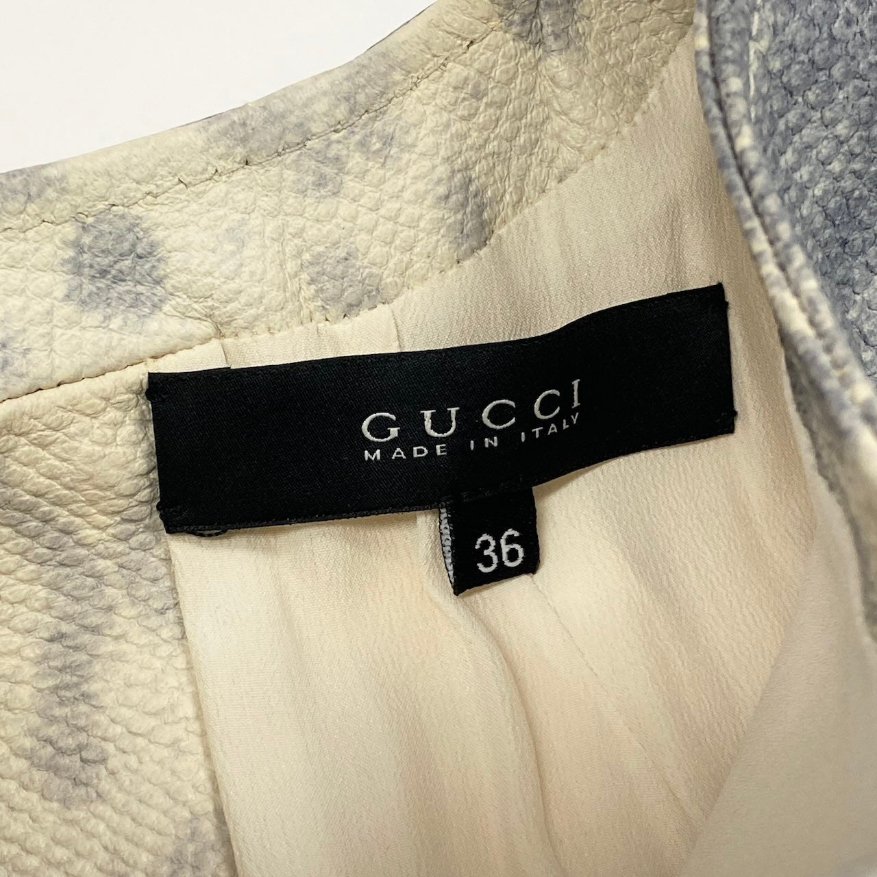 Ec31 GUCCI グッチ パイソンプリント シープスキン ワンピース Python Print Sheep Skin Dress サイズ36 グレーt18r
