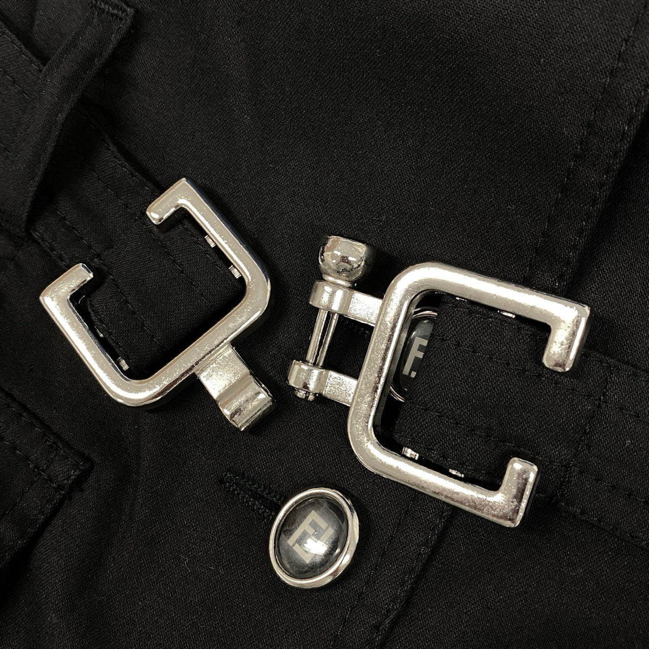 Ed10 【デッドストック】 Vintage FENDI フェンディ ベルテッドコート 薄手ジャケット FFロゴボタン 42 ブラック コットンu02t