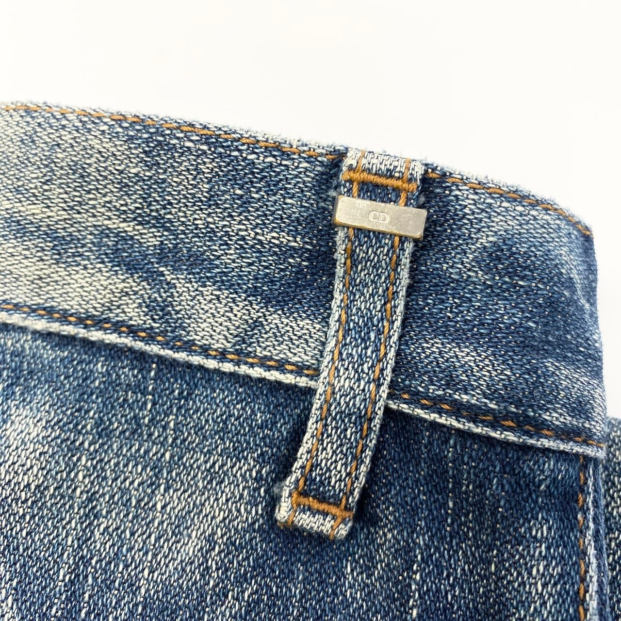 54c19 Dior ディオール デニムパンツ ジーンズ ボタンフライ ダメージ加工 30サイズ インディゴ コットン100％ メンズ 男性用o07t